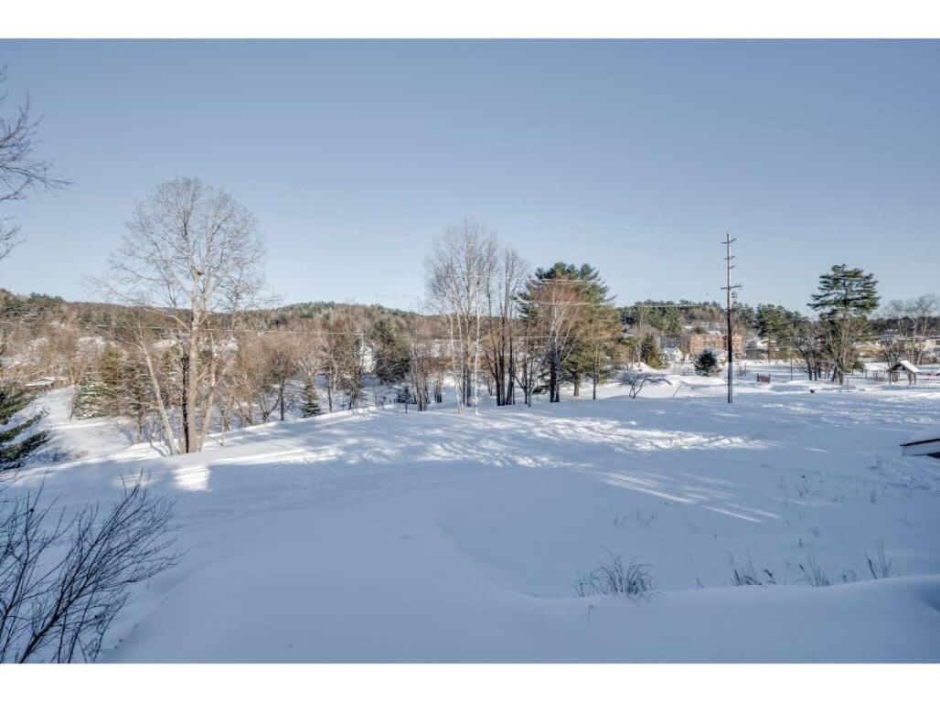 The Artistry I Sled In & Sled Out I Riverside I Tv Bancroft Exterior photo
